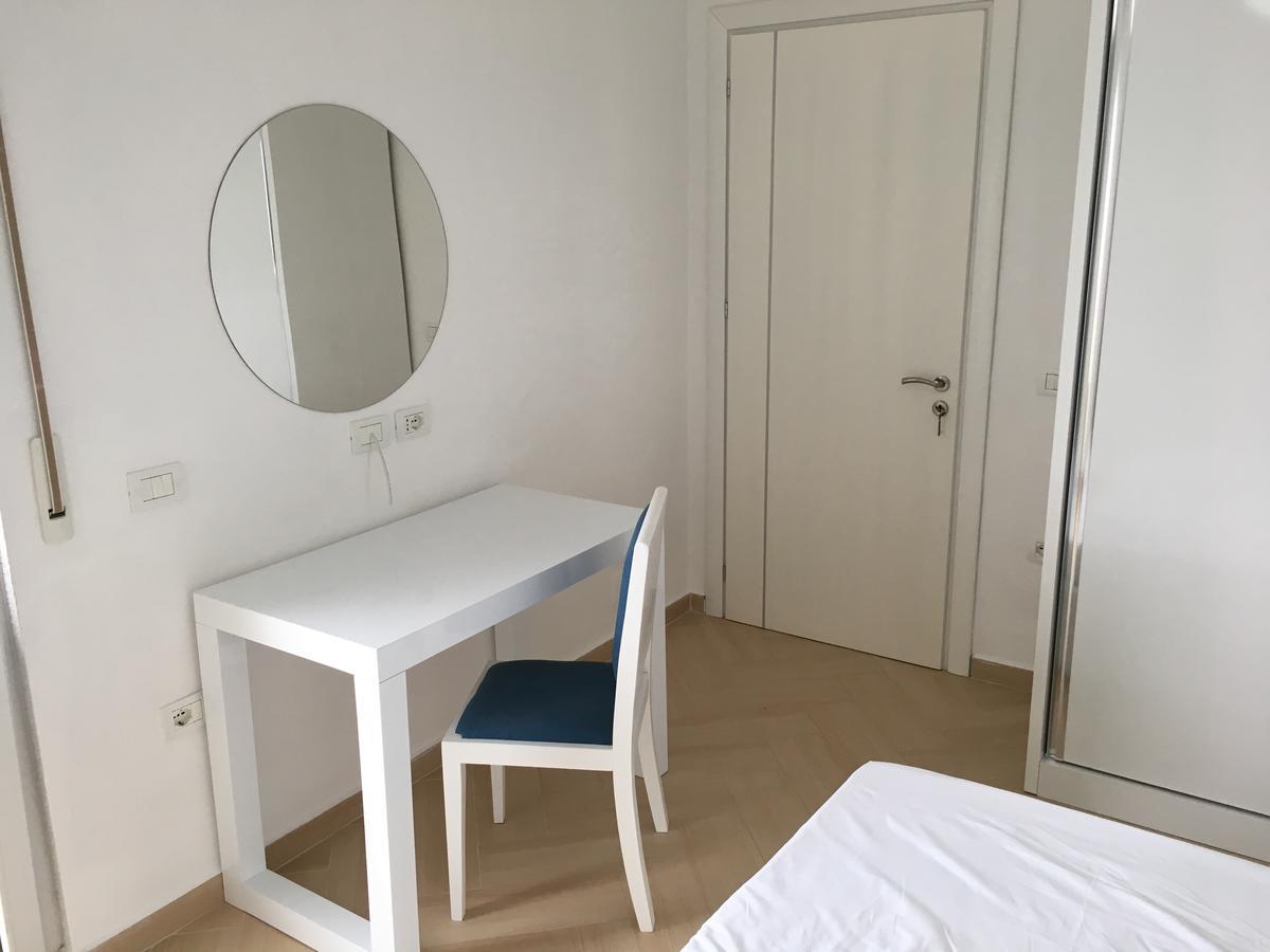 White Residence Apartament Saranda Dış mekan fotoğraf