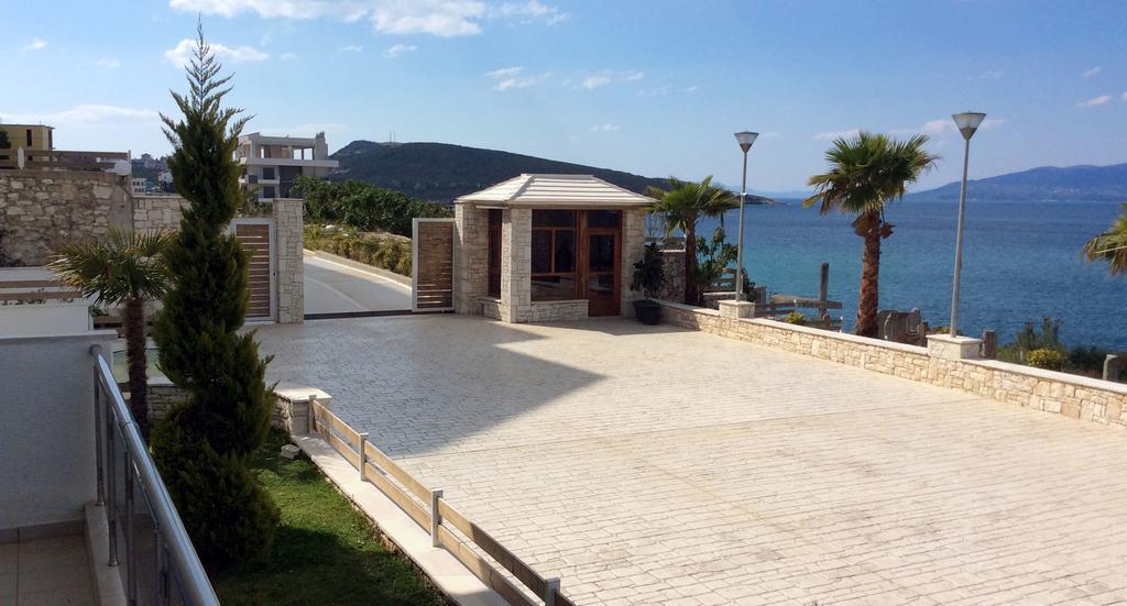 White Residence Apartament Saranda Dış mekan fotoğraf