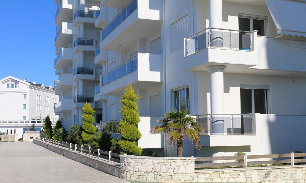 White Residence Apartament Saranda Dış mekan fotoğraf
